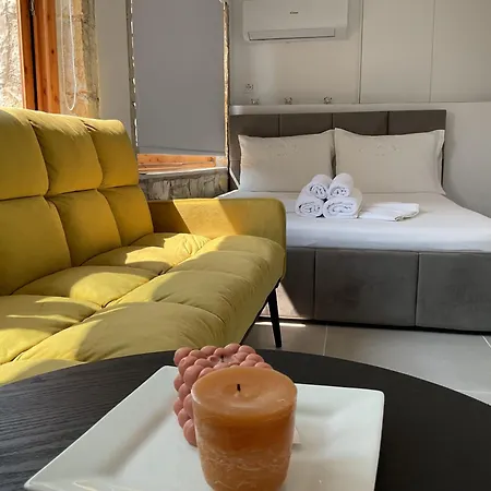 Old Town Charm דירה *