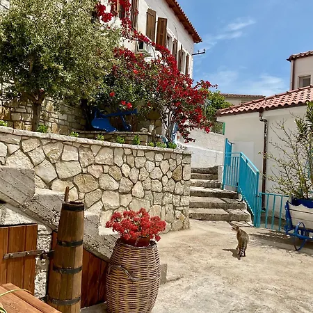 Old Town Charm Apartman